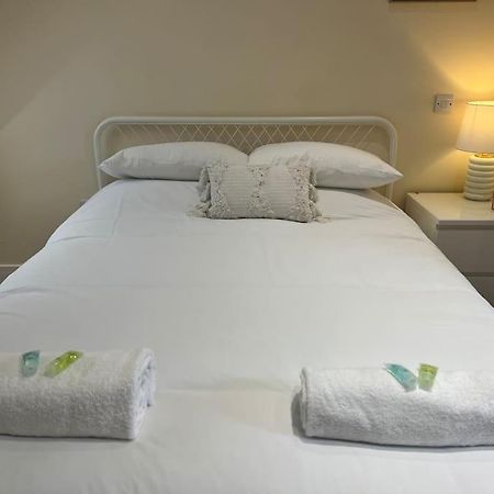 6 Studio Flat, 50M To Airbus Бристоль Экстерьер фото