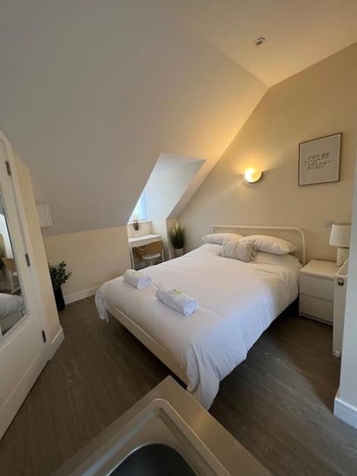6 Studio Flat, 50M To Airbus Бристоль Экстерьер фото